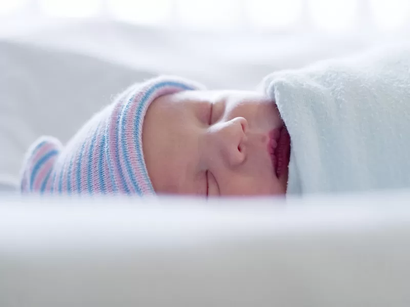 Receiving Blanket vs Swaddle: Which Is Best?